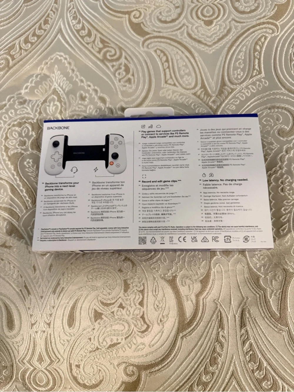 Sony PlayStation Backbone Mobile Controller for iPhone fire wire